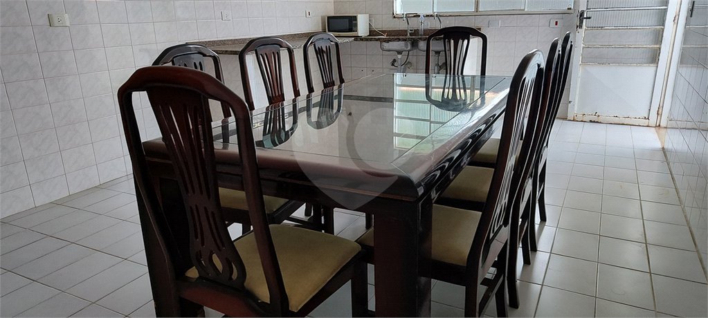 Sobrado à venda com 3 quartos, sendo 1 suíte, em Ressaca, Atibaia, SP