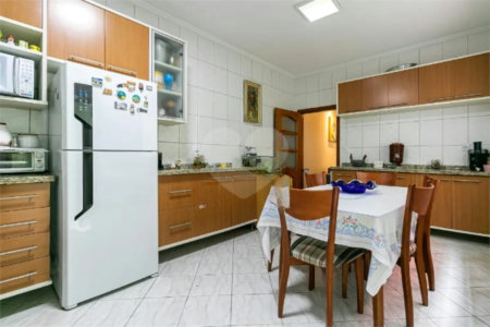 Sobrado à venda com 3 quartos, sendo 1 suíte, em Penha de França, São Paulo, SP