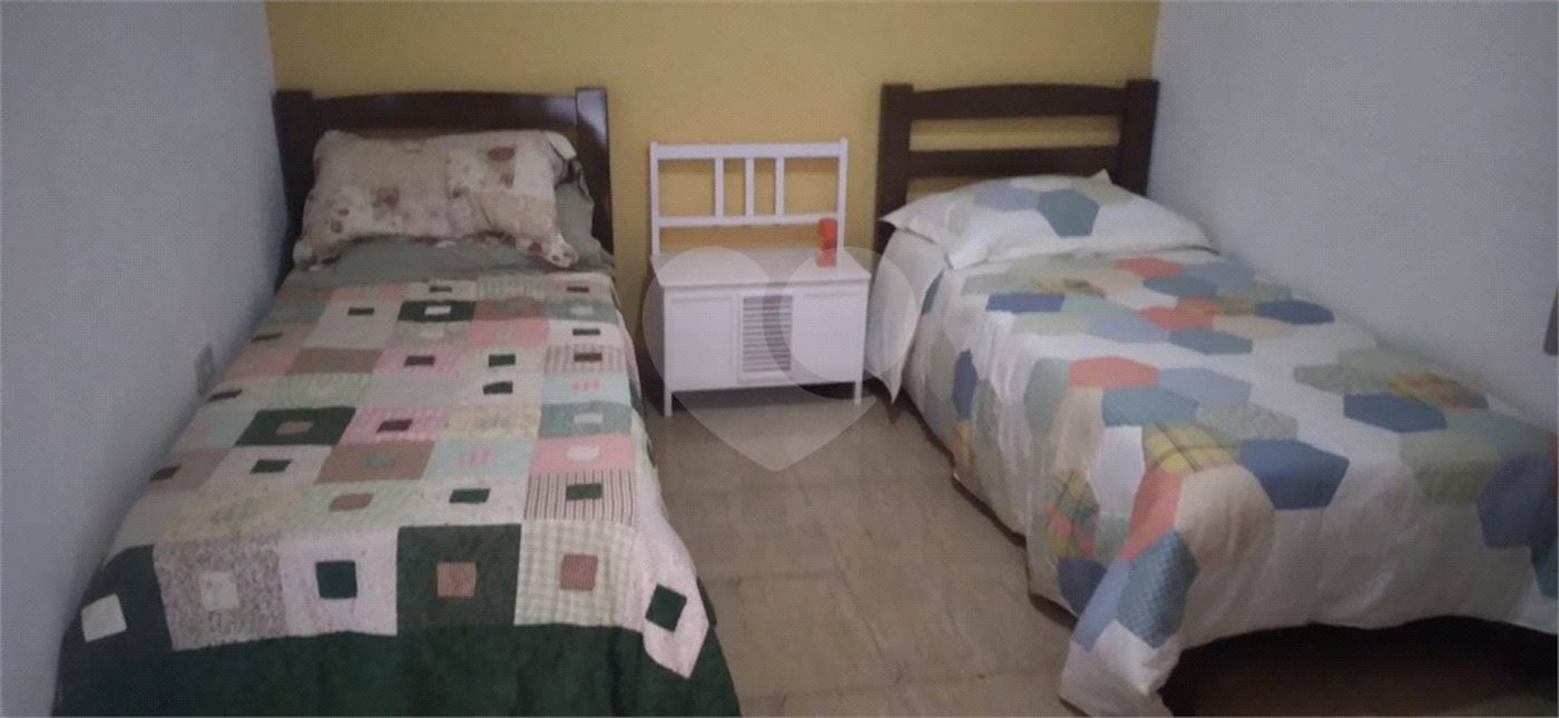 Casa Térrea à venda com 2 quartos em Caceia, Mairiporã, SP