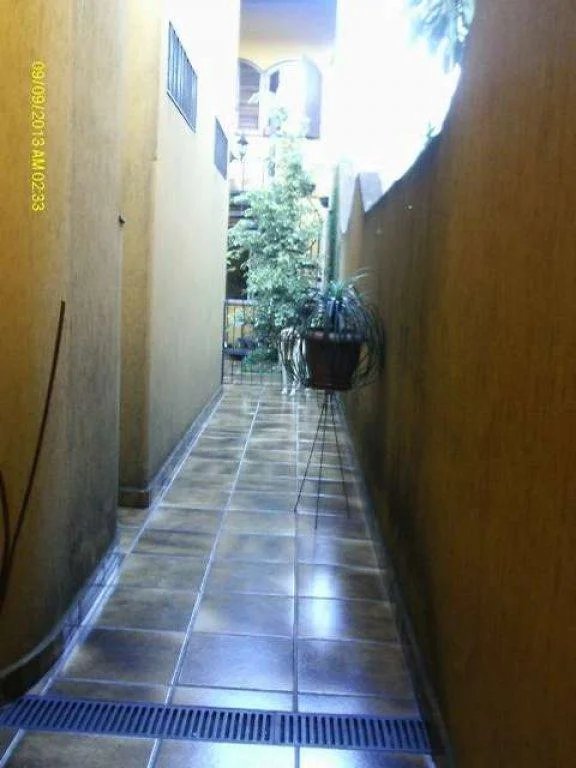Sobrado à venda com 4 quartos, sendo 2 suítes, em Jardim Peri Peri, São Paulo, SP