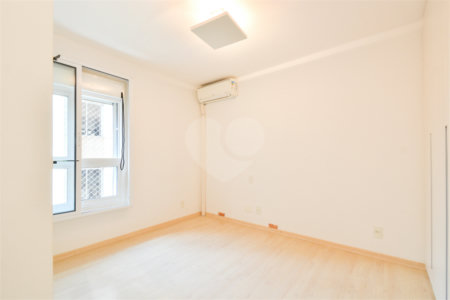 Duplex à venda com 3 suítes em Jardim Paulista, São Paulo, SP