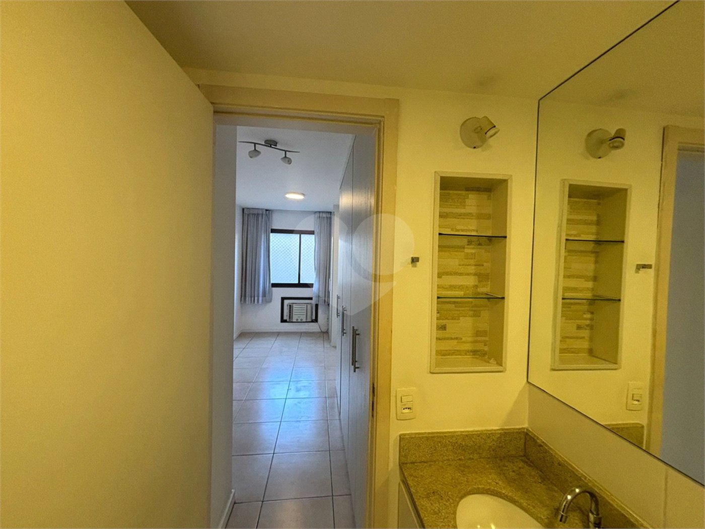 Apartamento à venda com 2 quartos, sendo 1 suíte, em Vila Isabel, Rio de Janeiro, RJ