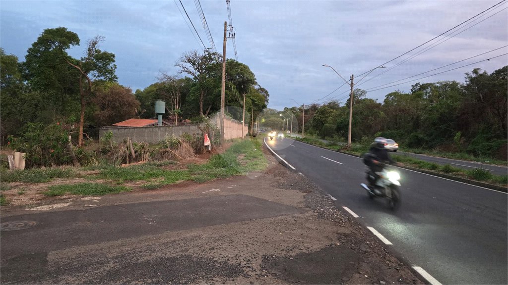 Terreno à venda em Chácara Velosa, Araraquara, SP