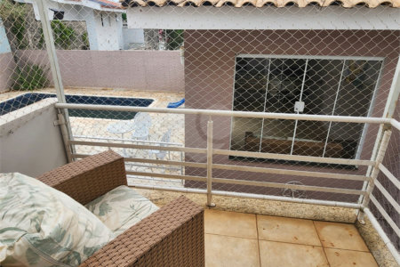 Casa à venda com 3 quartos, sendo 1 suíte, no condomínio Terras de São Francisco, Vinhedo - SP