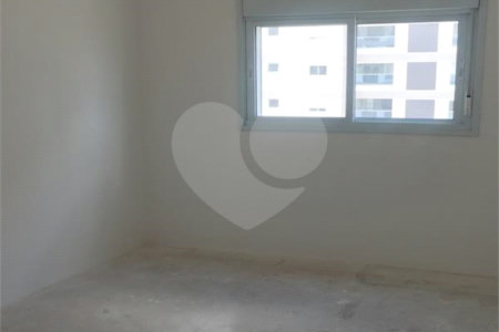 Apartamento à venda com 3 quartos, sendo 1 suíte,  em Loteamento Mogilar, Mogi das Cruzes, SP