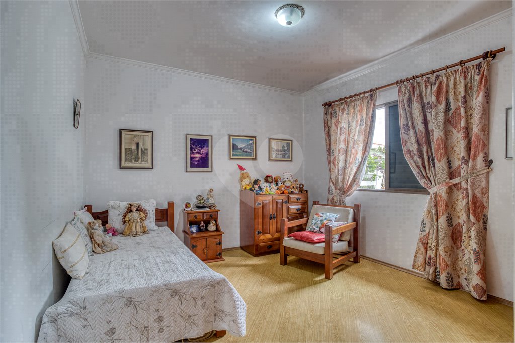 Casa de Vila à venda com 4 quartos, sendo 2 suítes, em Granja Julieta, São Paulo, SP