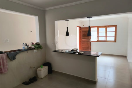 Casa à venda com 2 quartos, sendo 1 suíte, em Vila Avaí, Indaiatuba, SP