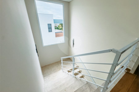 Casa à venda com 4 suítes no condomínio Villa dos Pinheiros, Indaiatuba - SP