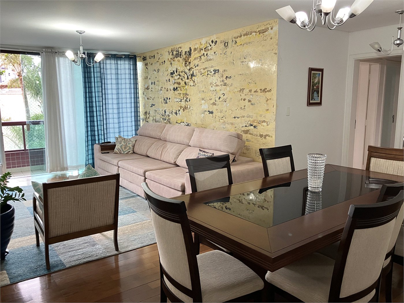 Apartamento à venda com 3 quartos, sendo 1 suíte, em Vila Trujillo, Sorocaba, SP
