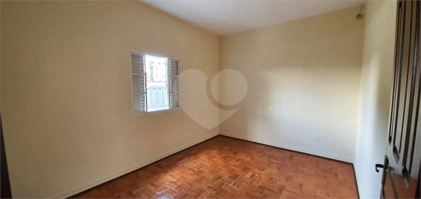 Casa à venda com 2 quartos no Centro, Vinhedo, SP