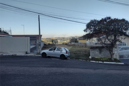 Terreno à venda em Pinheirinho, Vinhedo, SP