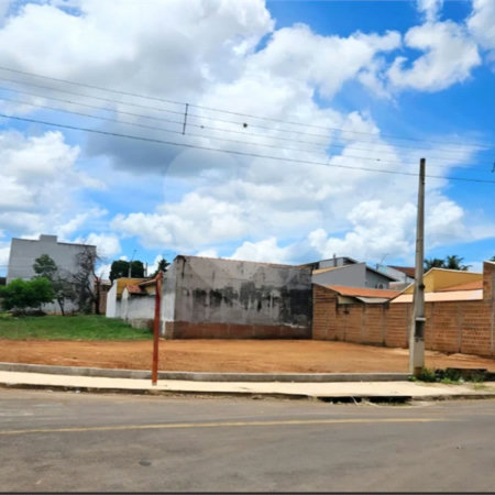 Terreno à venda em Residencial Cambuy, Araraquara, SP