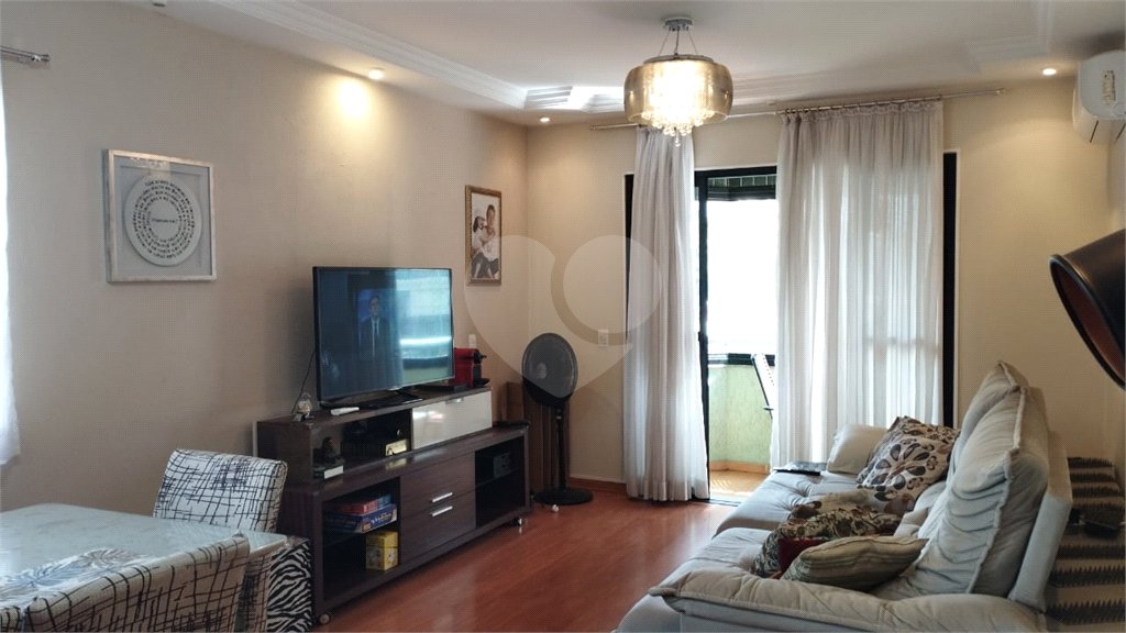 Apartamento à venda com 3 quartos, sendo 1 suíte, em Santana, São Paulo, SP