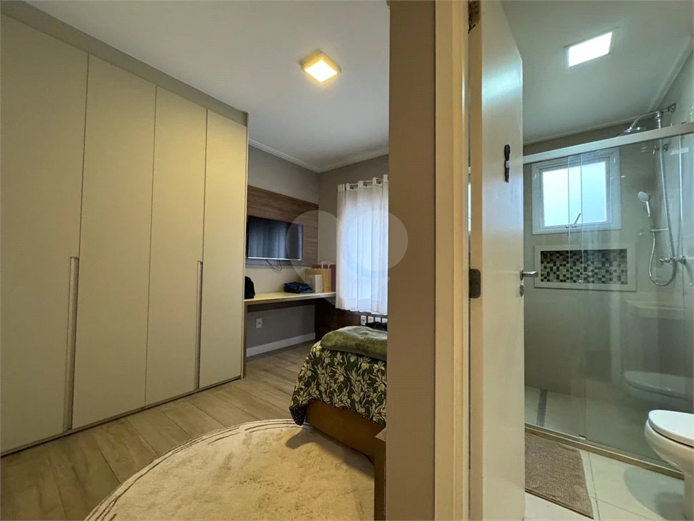 Santana Alto Padrão/Porteira Fechada, Apto. 260 m² 4 Suítes, 5 vagas 2 depósitos privativos