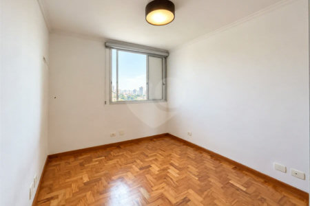 Apartamento com 3 dormitórios sendo 1 suíte à venda em Higienópolis, São Paulo - SP