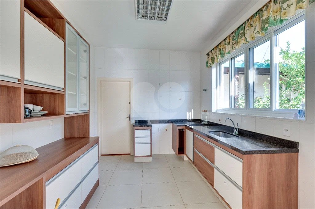 Casa de Vila à venda com 3 quartos em Jardim Hípico, São Paulo, SP