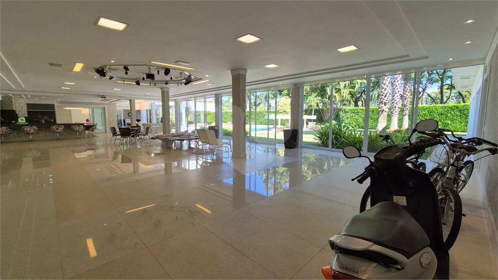Casa à venda com 5 suítes no condomínio Lago Azul 1, Araçoiaba da Serra - SP