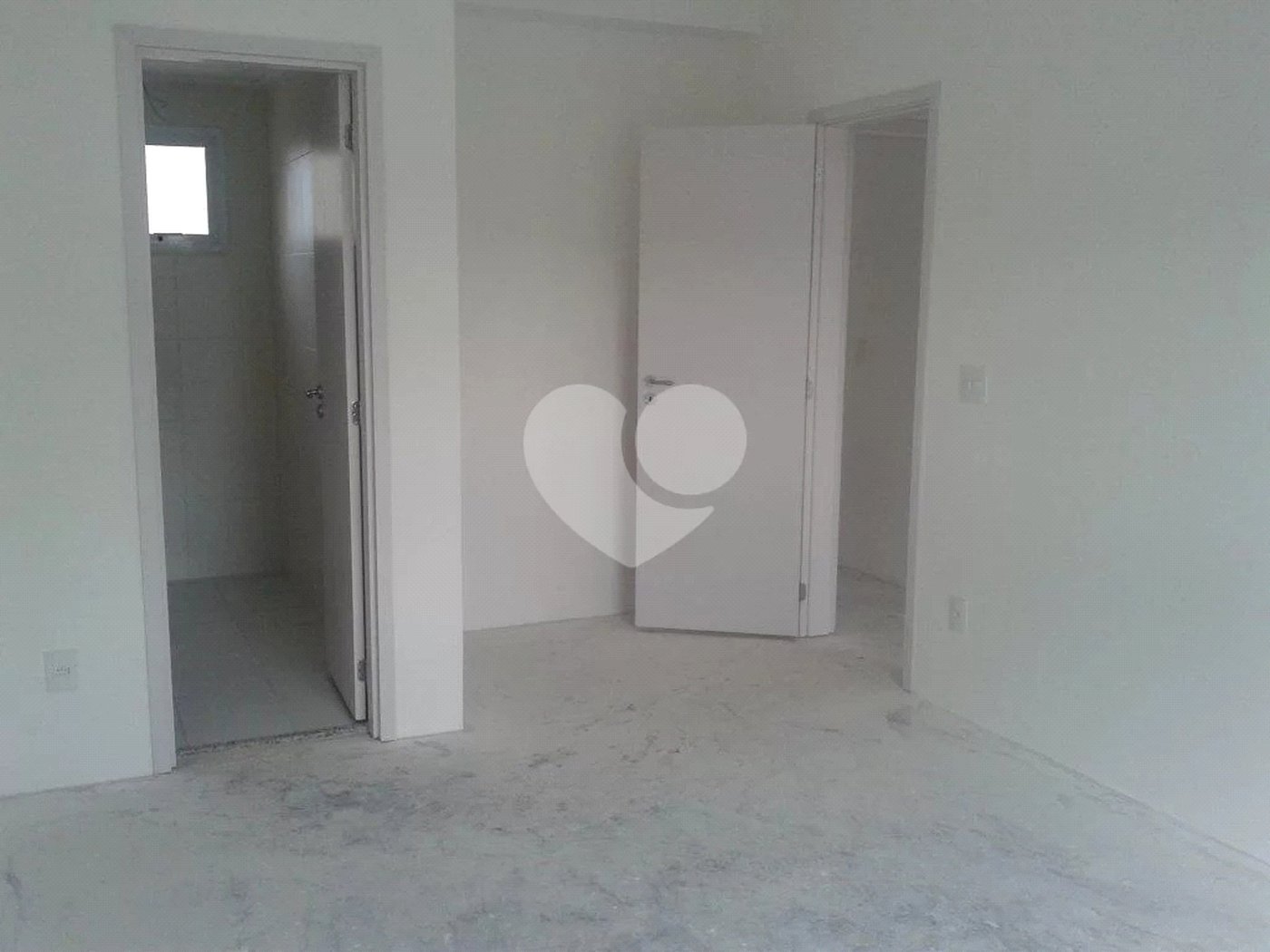 Apartamento à venda com 4 quartos, sendo 1 suíte, em Horto, São Paulo, SP