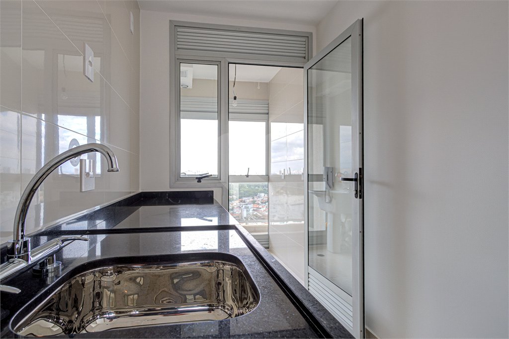 Duplex à venda com 2 suítes em Granja Julieta, São Paulo, SP