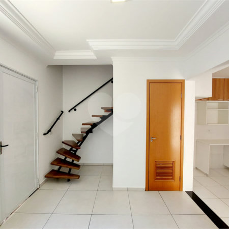 Casa para alugar com 2 suítes no condomínio Residencial Atucuri, São Paulo - SP