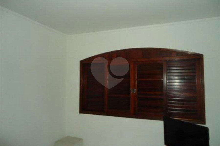 Sobrado à venda com 3 quartos, sendo 1 suíte,  em Parque Edu Chaves, São Paulo, SP