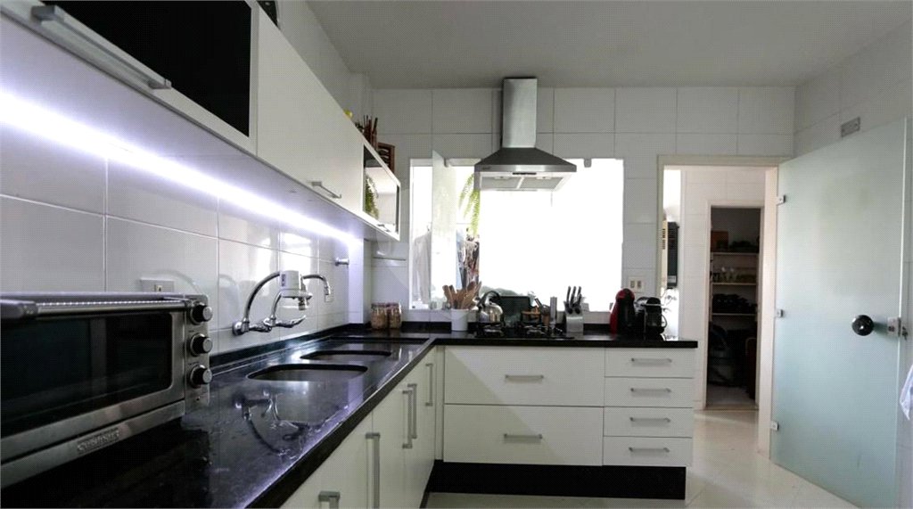 Apartamento à venda com 3 suítes em Vila Morumbi, São Paulo, SP