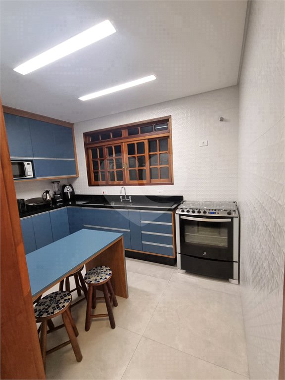 Casa à venda com 3 quartos, sendo 1 suíte, no condomínio Alpes da Cantareira, Mairiporã - SP