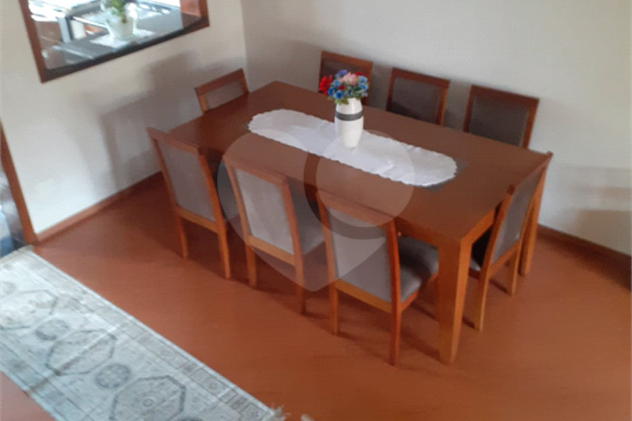 Sobrado à venda com 3 quartos, sendo 1 suíte, em Vila Nova Cachoeirinha, São Paulo, SP