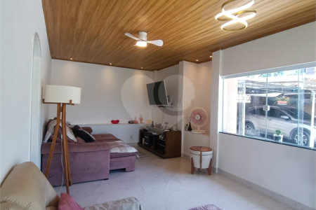 Casa à venda com 3 quartos, sendo 1 suíte, em Caminho de Búzios, Cabo Frio, RJ