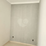 Casa à venda com 3 quartos, sendo 2 suítes, no condomínio Sollares, Araraquara - SP