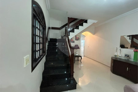 Sobrado à venda com 3 quartos, sendo 1 suíte,  em Vila Nova Mazzei, São Paulo, SP