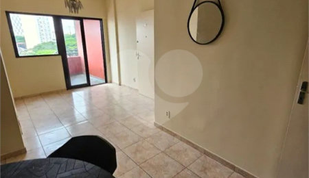Apartamento à venda com 3 quartos, sendo 2 suítes,  em Cambuci, São Paulo, SP