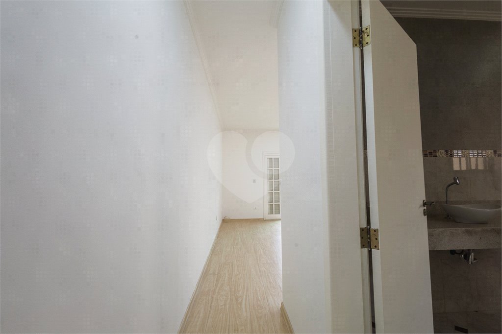 Casa à venda com 3 quartos, sendo 2 suítes, em Jardim Santa Cecília, Guarulhos, SP