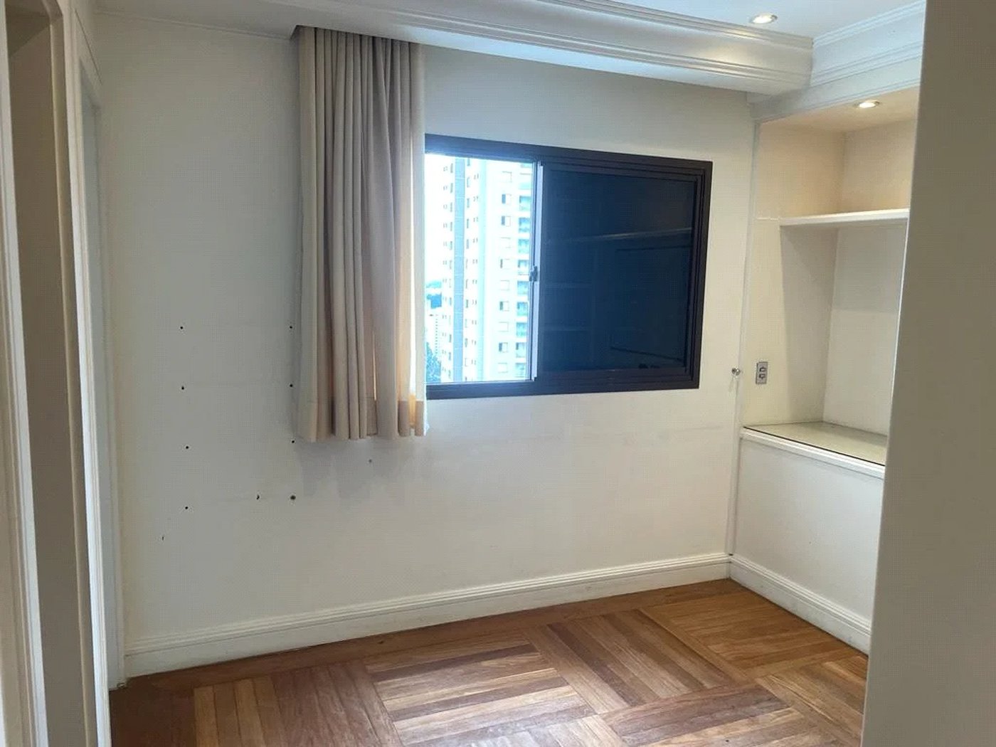 Apartamento à venda com 4 suítes em Vila Suzana, São Paulo, SP