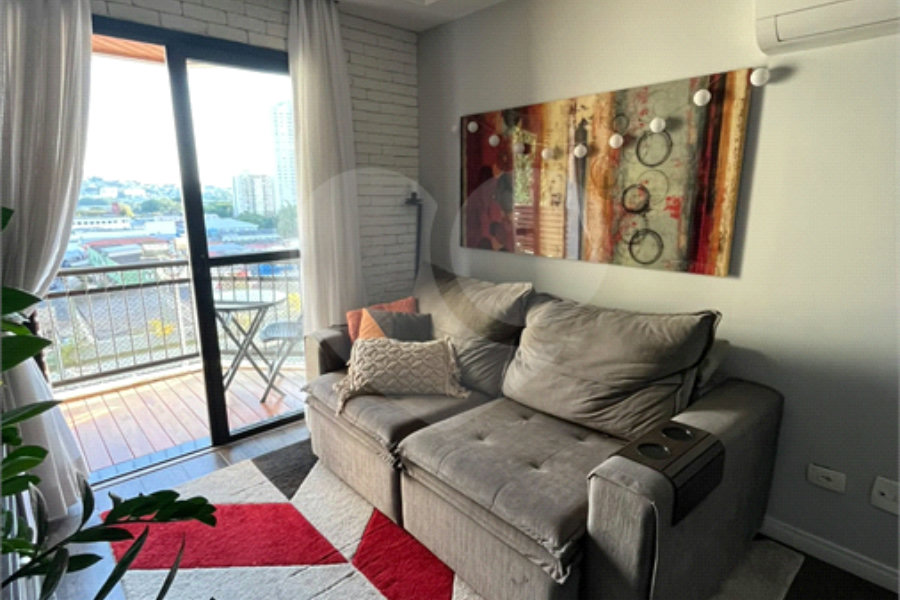Apartamento à venda com 3 quartos, sendo 1 suíte,  em Vila Leopoldina, São Paulo, SP
