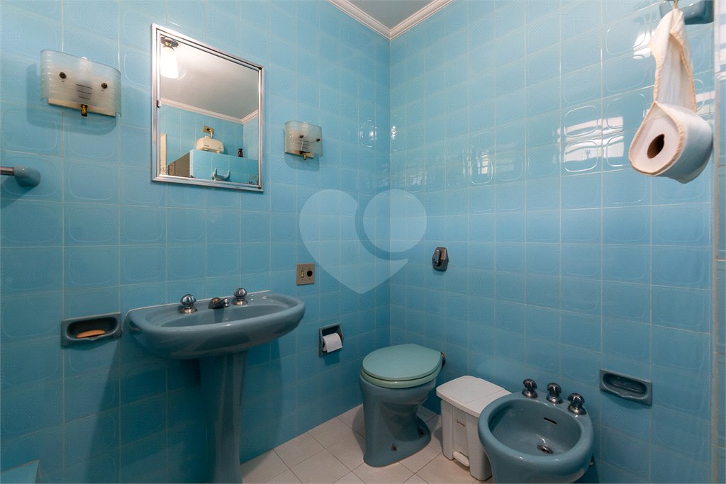 Sobrado à venda com 4 quartos, sendo 2 suítes, em Brooklin Velho, São Paulo, SP