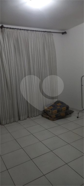 Sobrado à venda com 8 quartos, sendo 2 suítes,  em Vila Suissa, Mogi das Cruzes, SP