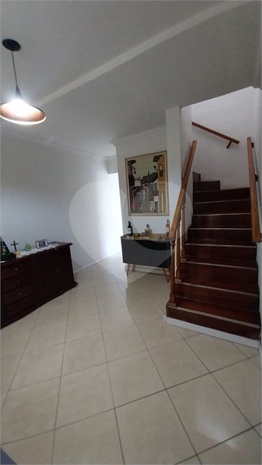 Sobrado à venda com 3 quartos em Vila Analia, São Paulo, SP