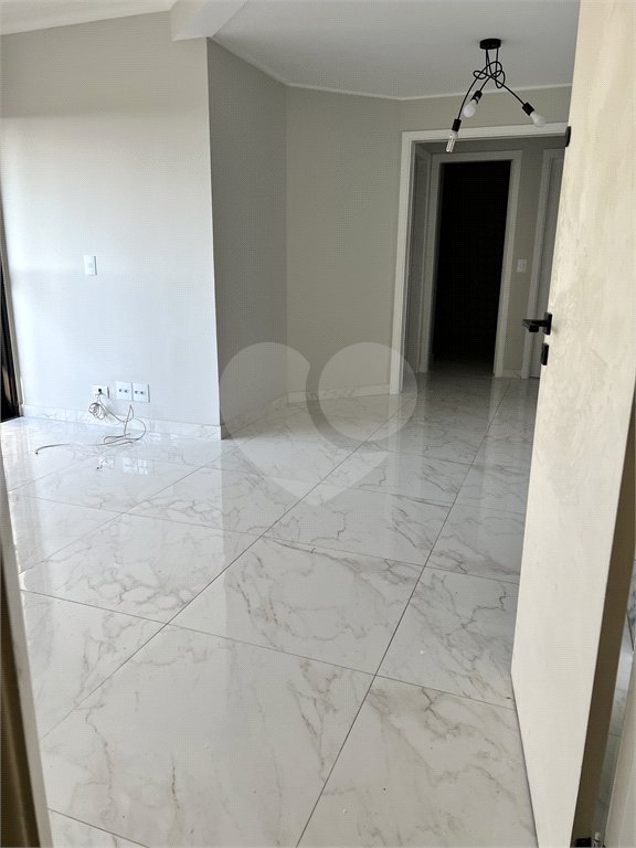 Apartamento à venda com 2 quartos, sendo 1 suíte, em Vila Roma, Itu, SP