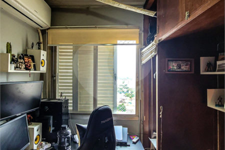 Apartamento à venda com 3 quartos, sendo 1 suíte,  em Vila Clementino, São Paulo, SP