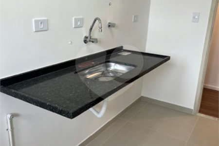 Apartamento à venda com 2 quartos, sendo 1 suíte, em Vila Olímpia, São Paulo, SP