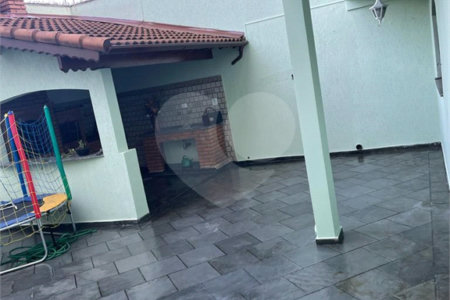 Casa à venda com 3 quartos, sendo 1 suíte,  em Vila Curuçá, São Paulo, SP
