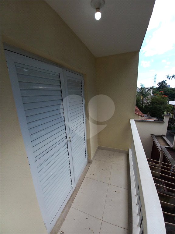 Sobrado para alugar com 2 suítes em Jardim Morro Verde, São Paulo, SP