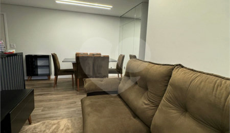Apartamento à venda com 2 quartos, sendo 1 suíte,  em Jardim Flor da Montanha, Guarulhos, SP