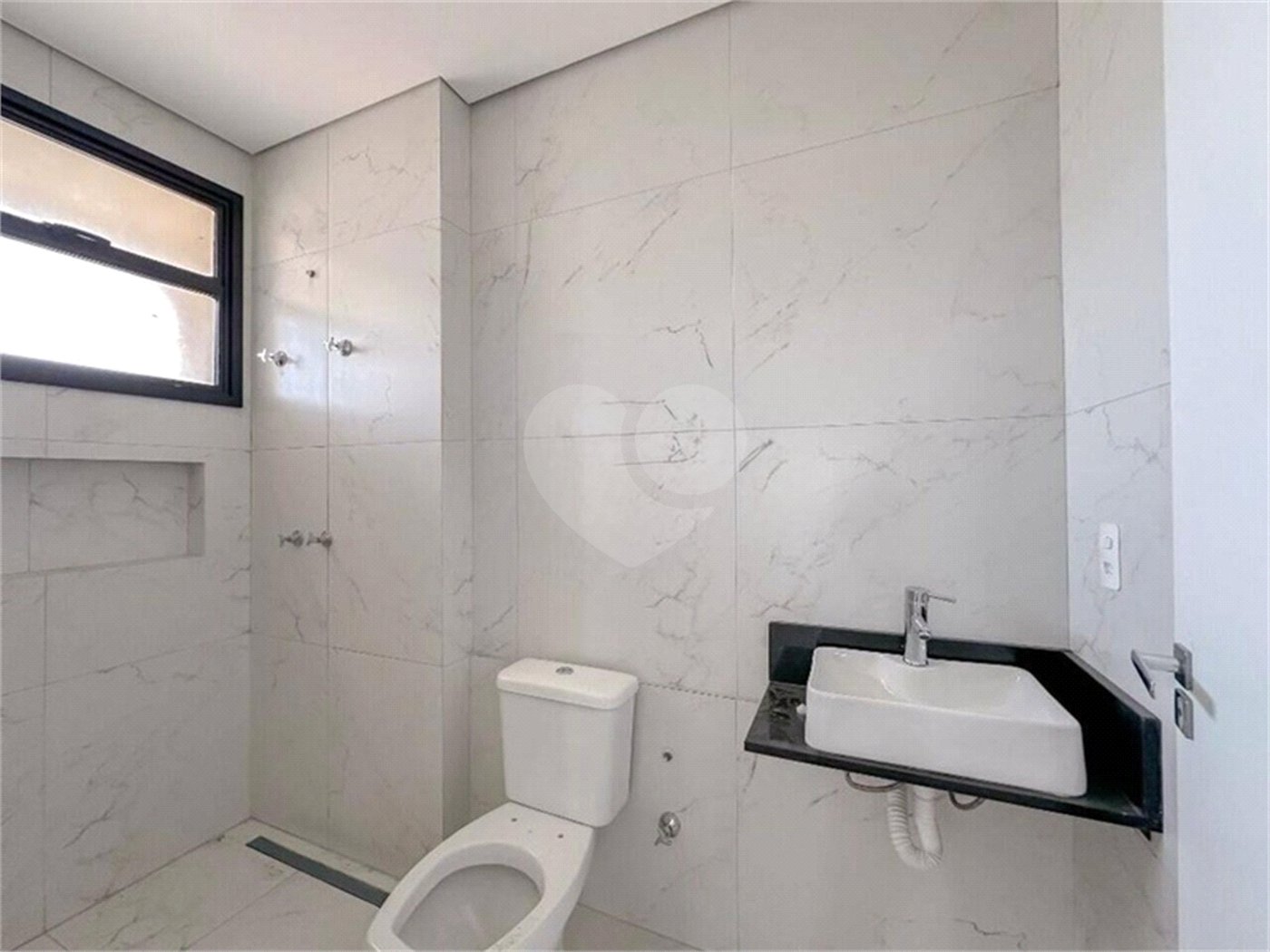 Apartamento à venda com 3 suítes em Vila Lucy, Sorocaba, SP