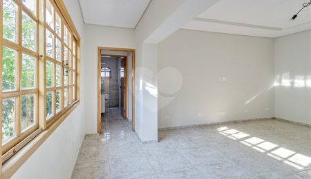 Casa à venda com 2 quartos, sendo 1 suíte, em Campo Belo, São Paulo, SP