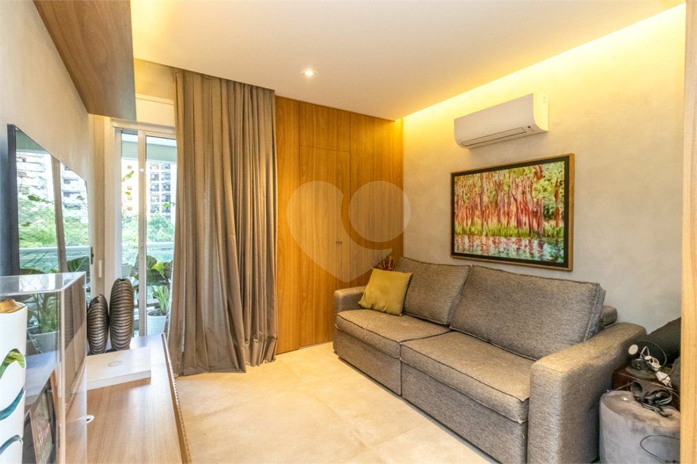 Duplex à venda com 3 suítes em Campo Belo, São Paulo, SP