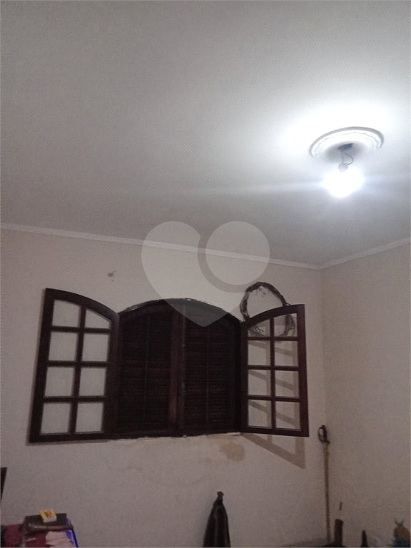 Casa à venda com 3 quartos, sendo 1 suíte,  em Vila Júlia, Poá, SP
