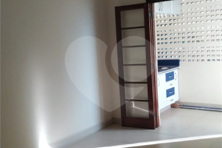 Casa à venda com 3 quartos em Vila Jaguara, São Paulo, SP