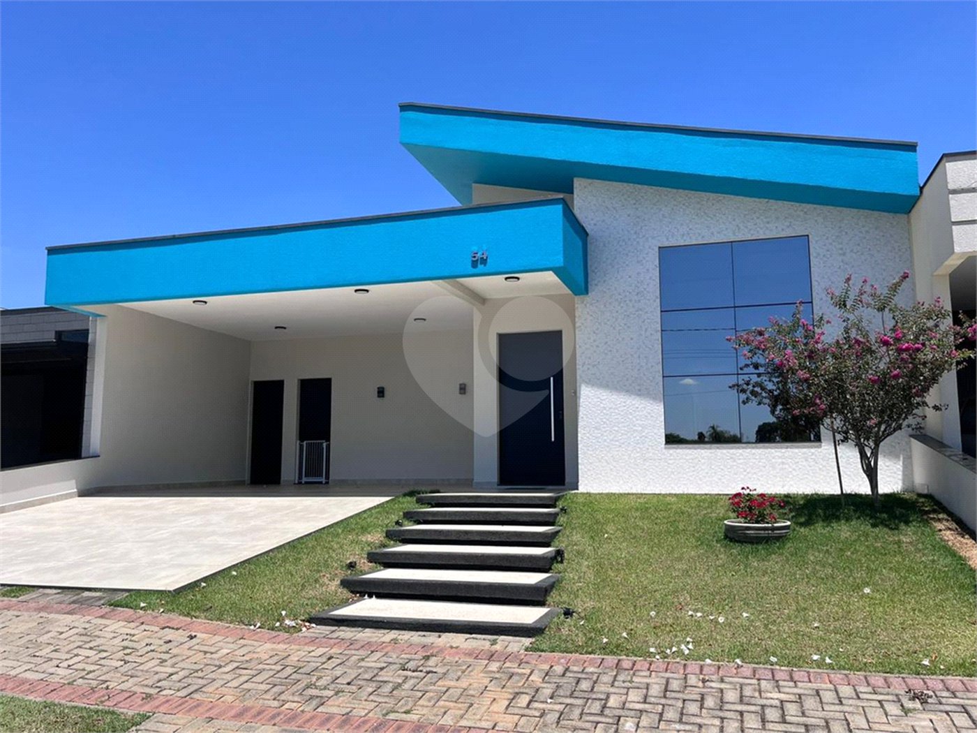 Casa à venda com 3 quartos, sendo 1 suíte, no condomínio Cond Laguna, Indaiatuba - SP